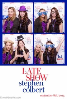  | Mashbooths Modern Photo Booth Rentals