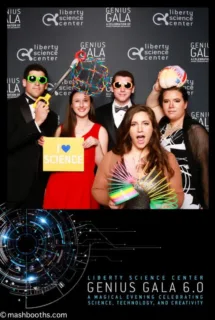  | Mashbooths Modern Photo Booth Rentals