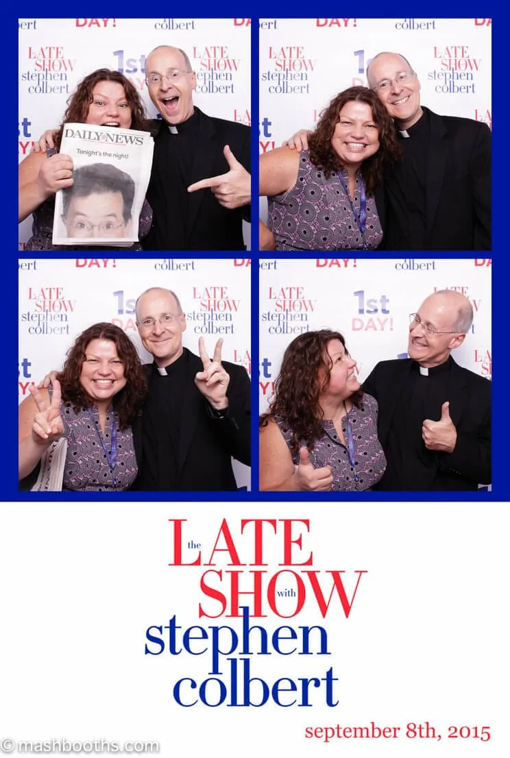  | Mashbooths Modern Photo Booth Rentals