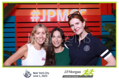  | Mashbooths Modern Photo Booth Rentals